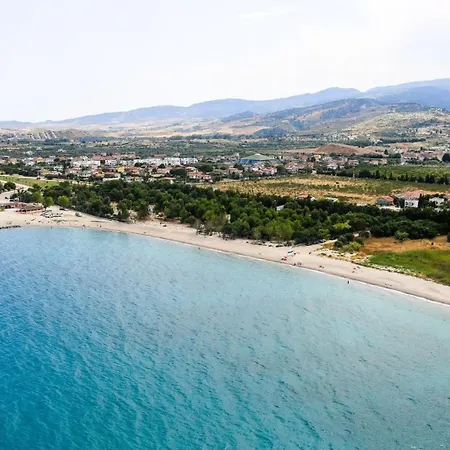 San Rocco Two Bed 5b2 5 *