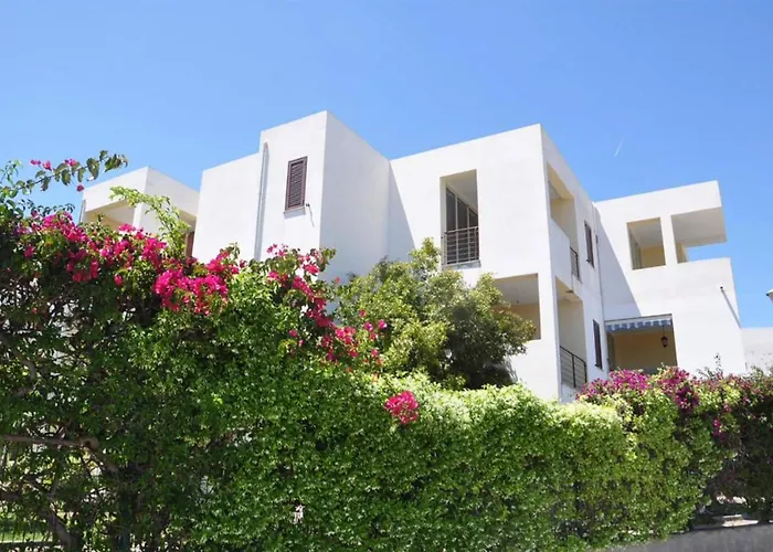 San Rocco Two Bed 5b2 5 Apartman *